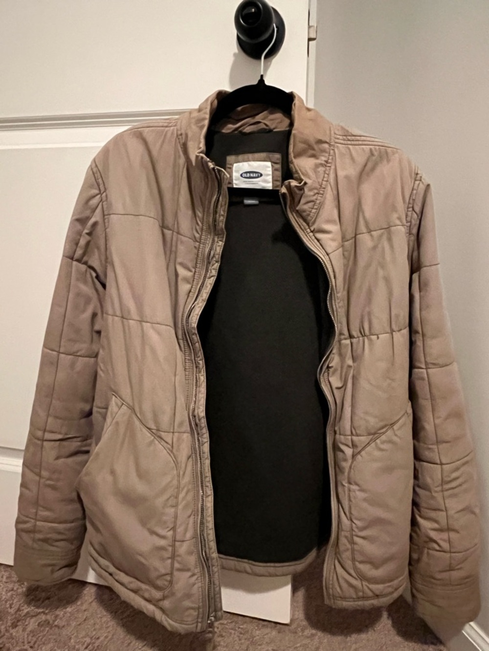 Old Navy Men's Light Brown Quilted Puffer Jacket